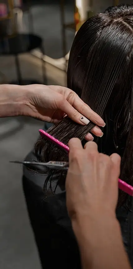 5.Womans-Haircut-E